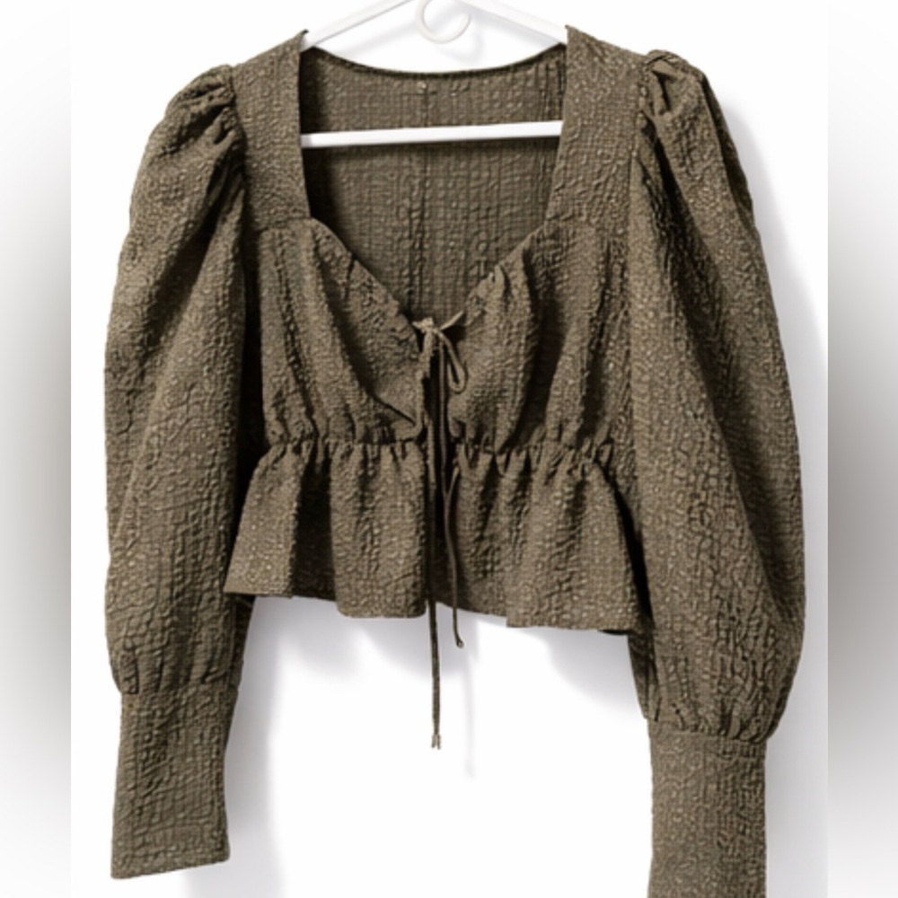 TOPSHOP Olive Green Puff Sleeve tie-front crop top - Picture 2 of 6